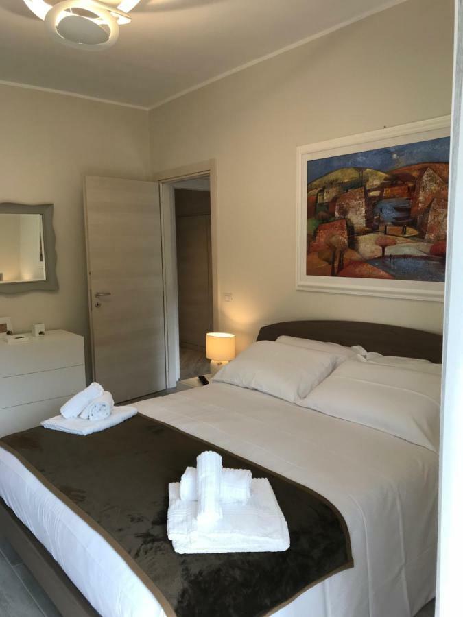 A Casa Di Chiara Appartement Stresa Buitenkant foto